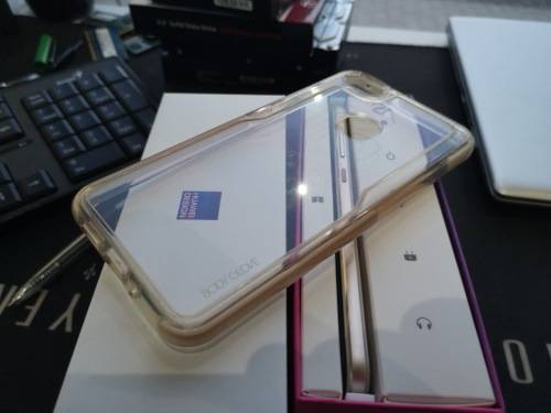 *AS BRAND NEW*ORIGINAL BOX*HUAWEI P10 LITE*PLATINUM GOLD*WARRANTY 20/09/2019*